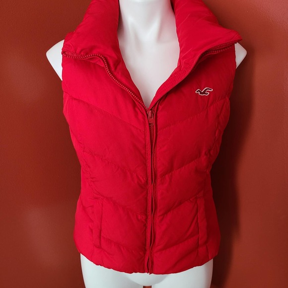 Hollister Jackets & Blazers - Hollister Puffy Vest Red Size Medium
